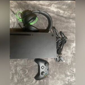 Im selling a Xbox one S Series X is it brand new is perfect conditom